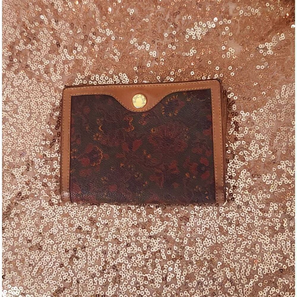 Escada wallet 